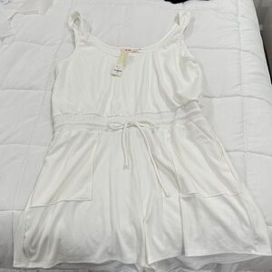 Francesca's Collections White Sleeveless Romper